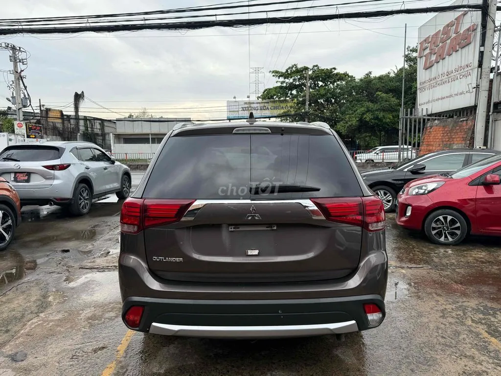 Mitsubishi Outlander 2017 photo 5