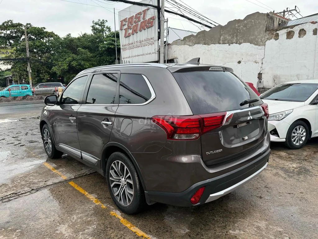 Mitsubishi Outlander 2017 photo 4