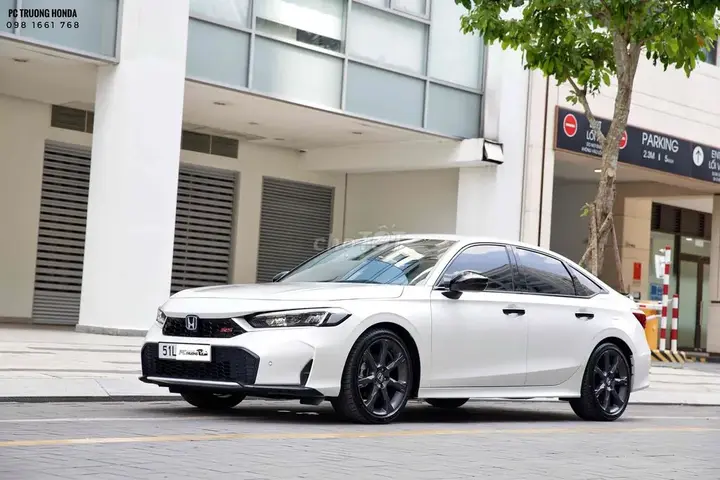 Honda Civic 2025 photo 2