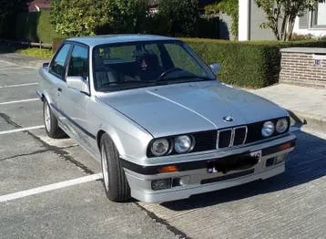 BMW E30