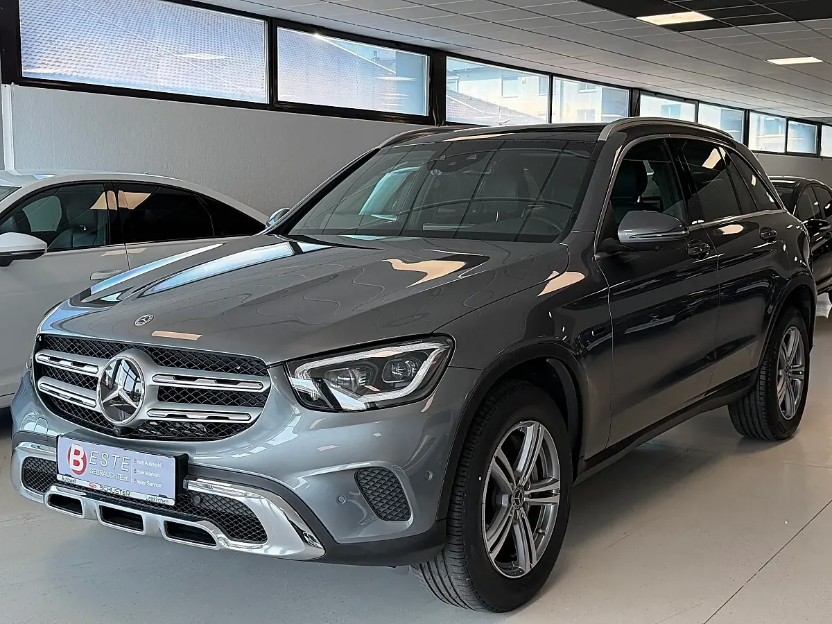 Mercedes-Benz Glc-Class 2021 photo 2
