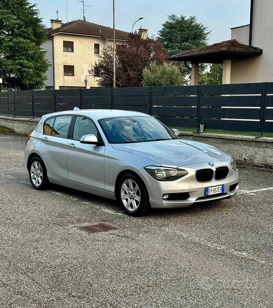 BMW 118D 2012 photo 2