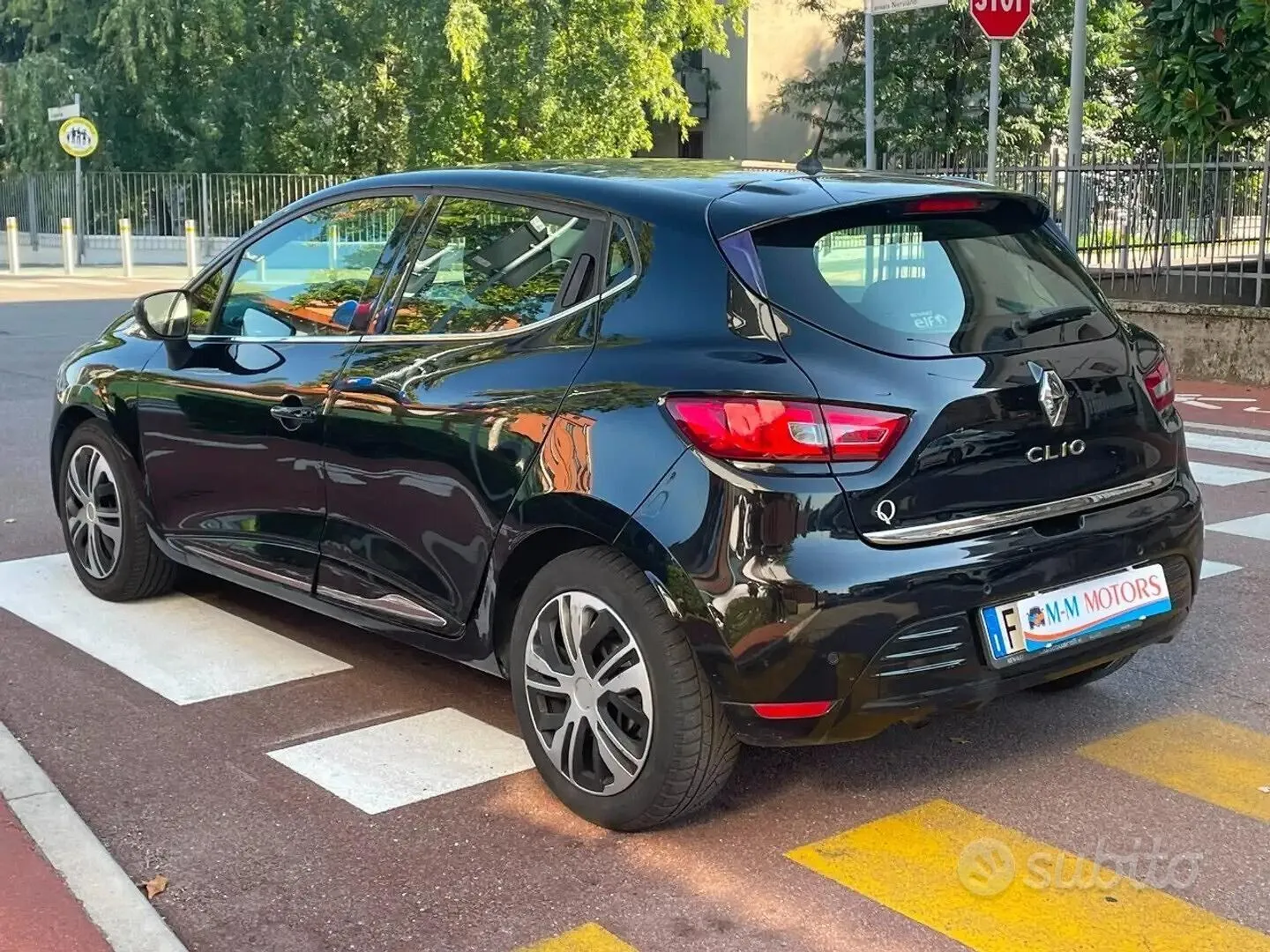 Renault Clio 2018 photo 2