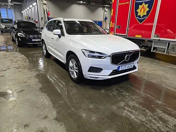 Volvo Xc60 2018 photo 2