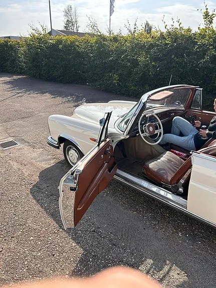 Mercedes-Benz 220 Se 1964 photo 5