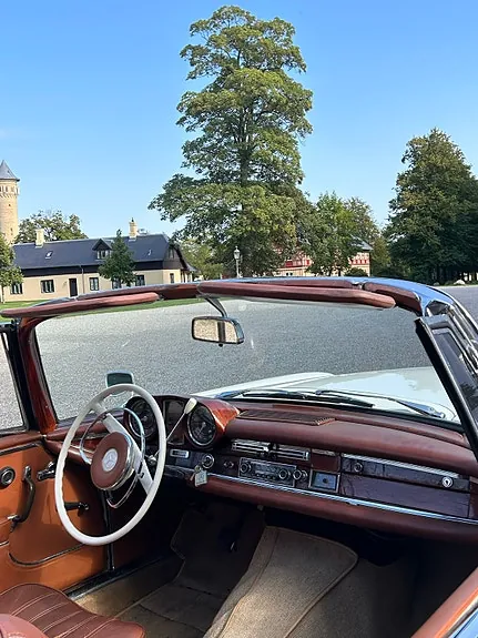 Mercedes-Benz 220 Se 1964 photo 3