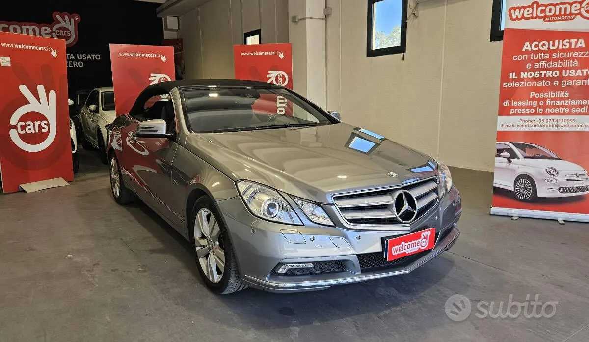 Mercedes-Benz E-Class Cabrio 2011 photo 3