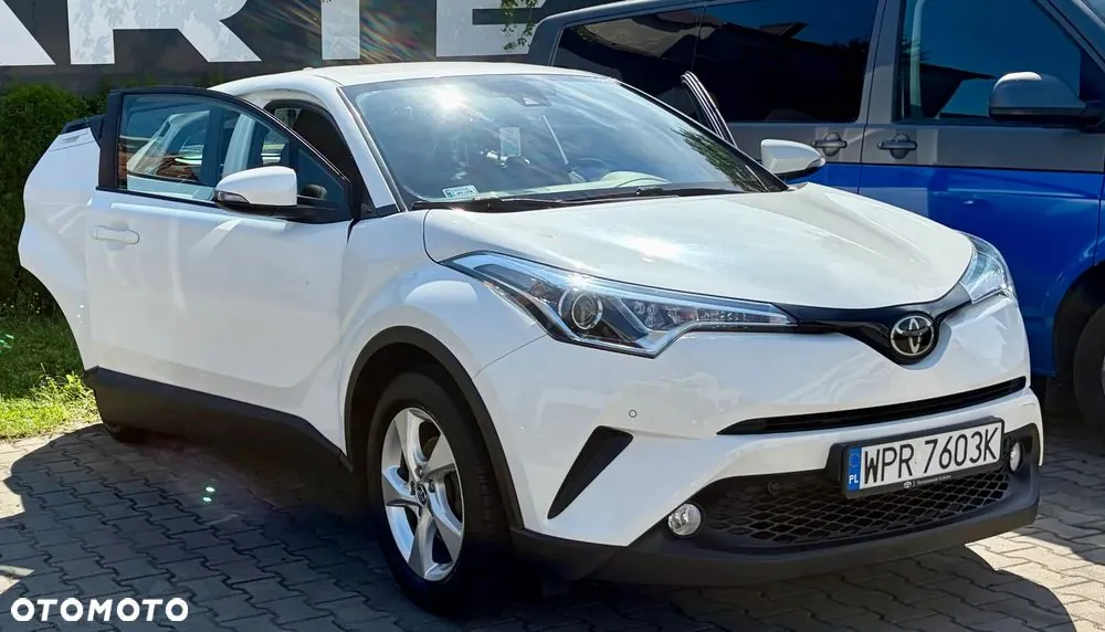 Toyota C-Hr 2018 photo 4