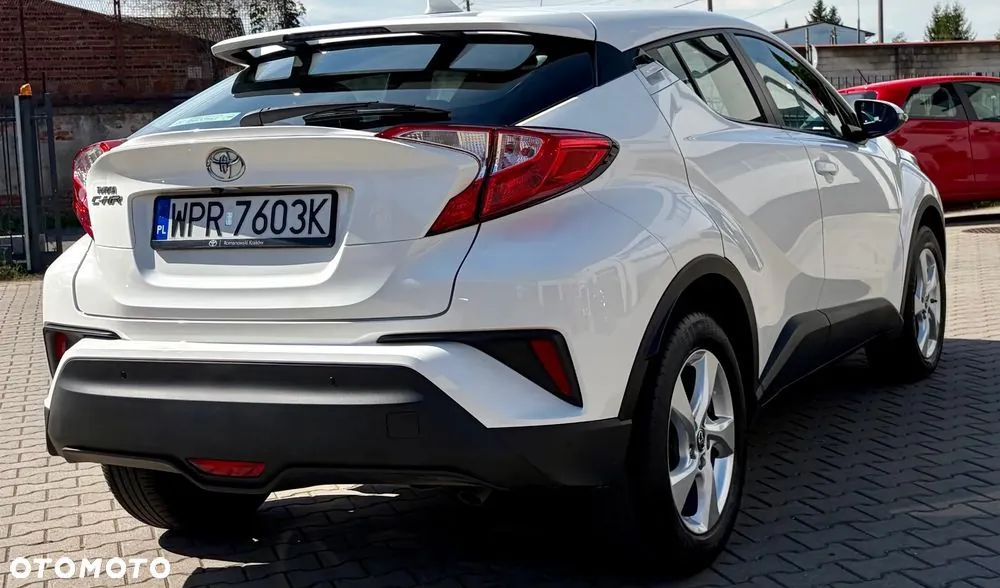 Toyota C-Hr 2018 photo 3