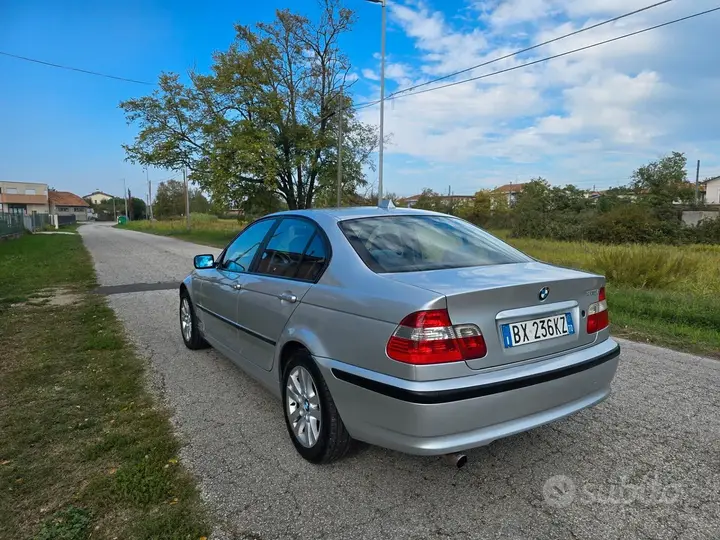 BMW 318I 2002 photo 4