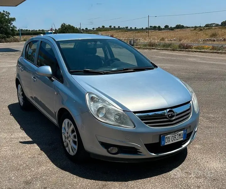 Opel Corsa 2009 photo 2