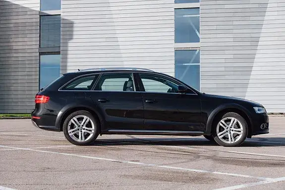 Audi A4 Allroad 2013 photo 4
