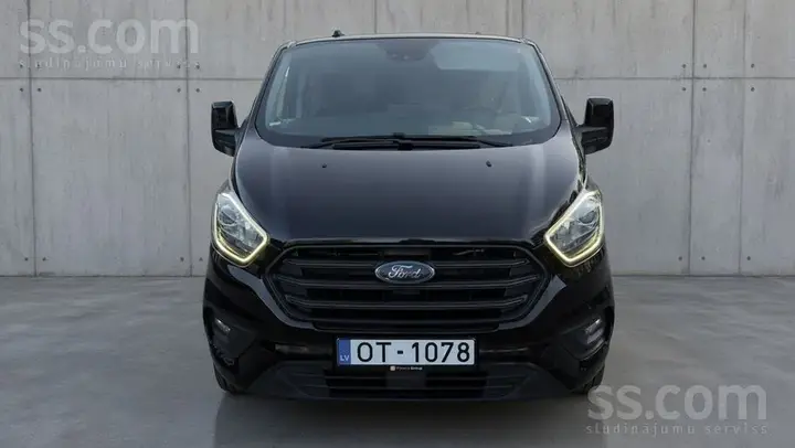 Ford Transit 2022 photo 2