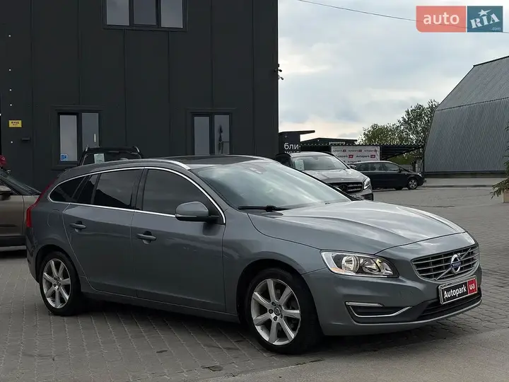 Volvo V60 2015 photo 4