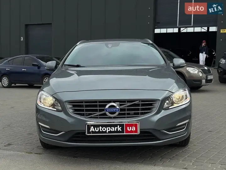 Volvo V60 2015 photo 3