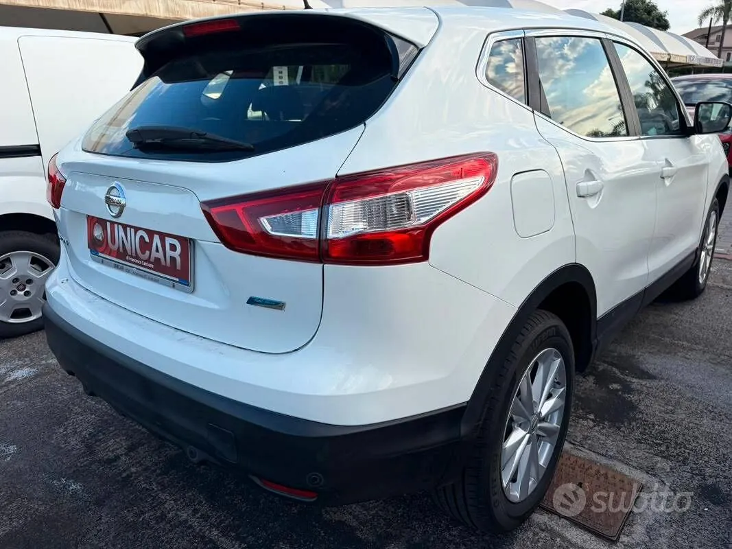 Nissan Qashqai 2015 photo 4