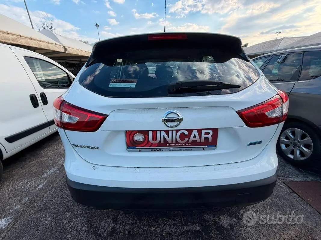 Nissan Qashqai 2015 photo 5