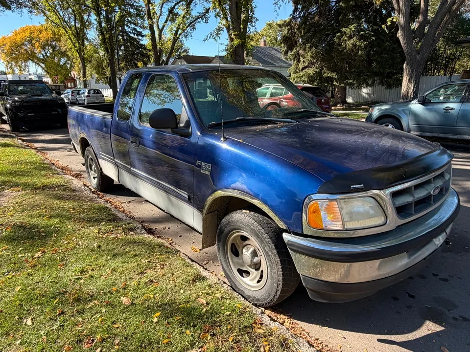 Ford F-150 1999 photo 2