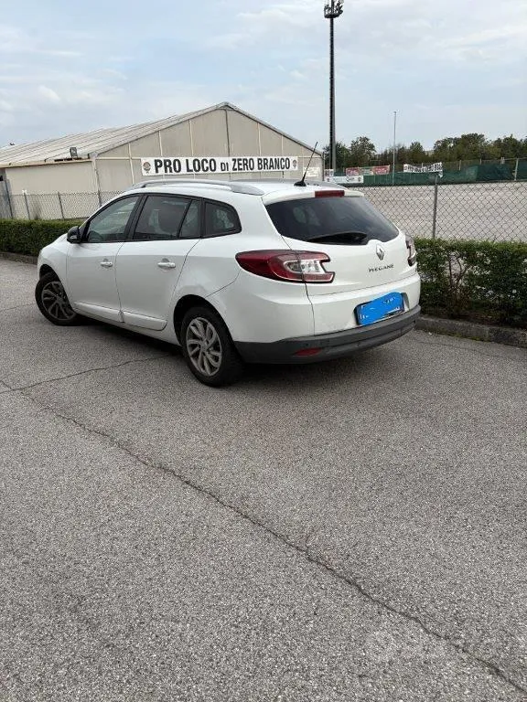 Renault Megane 2016 photo 2