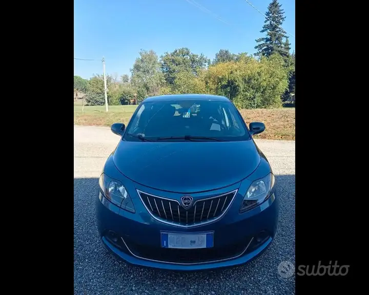 Lancia Ypsilon 2022 photo 3