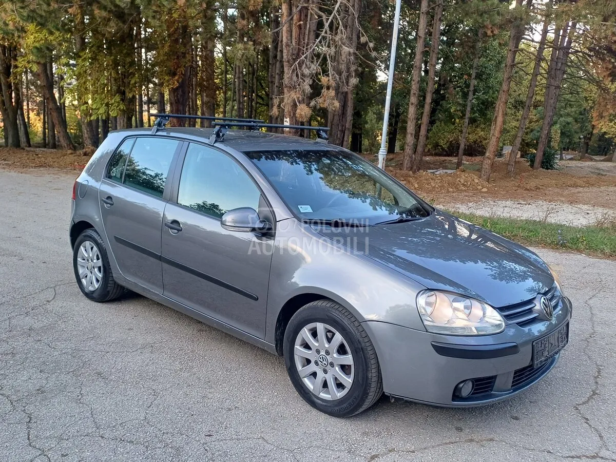 Volkswagen Golf 5 2005 photo 2