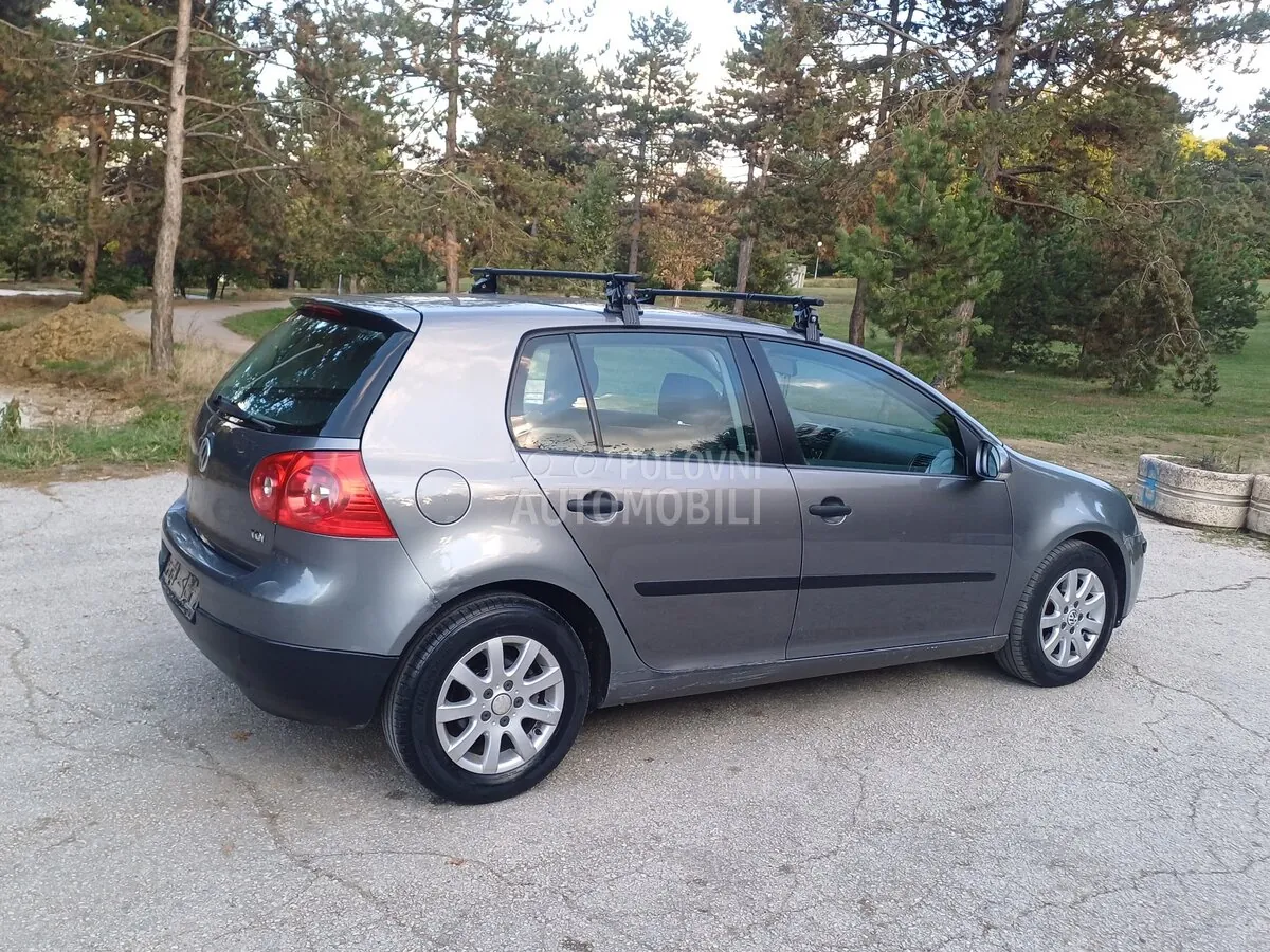 Volkswagen Golf 5 2005 photo 3