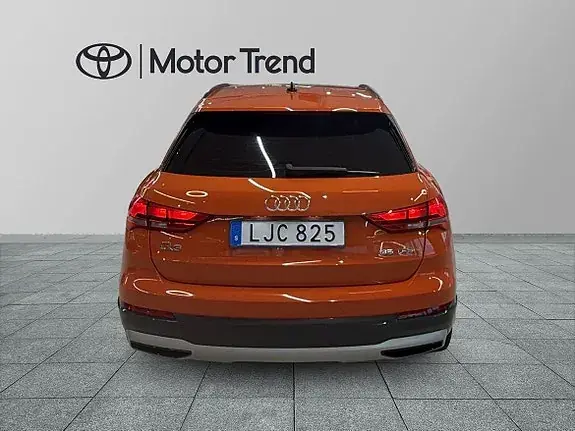 Audi Q3 2019 photo 5