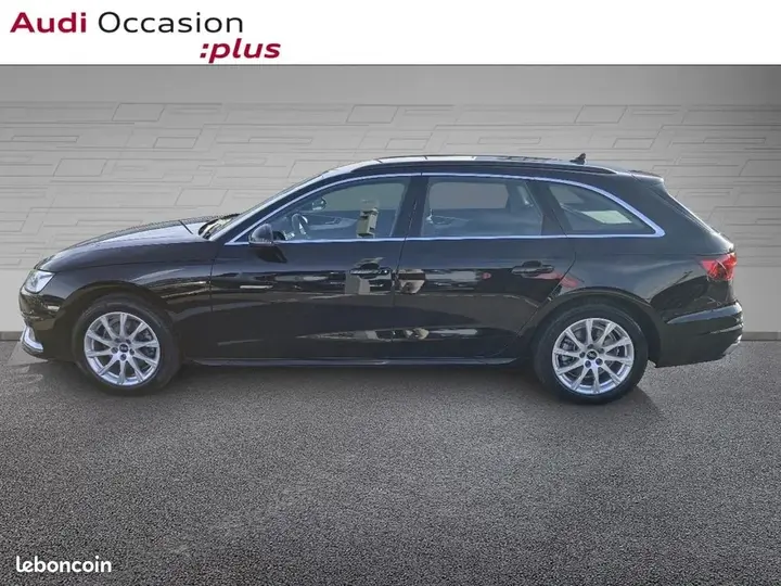 Audi A4 2023 photo 2