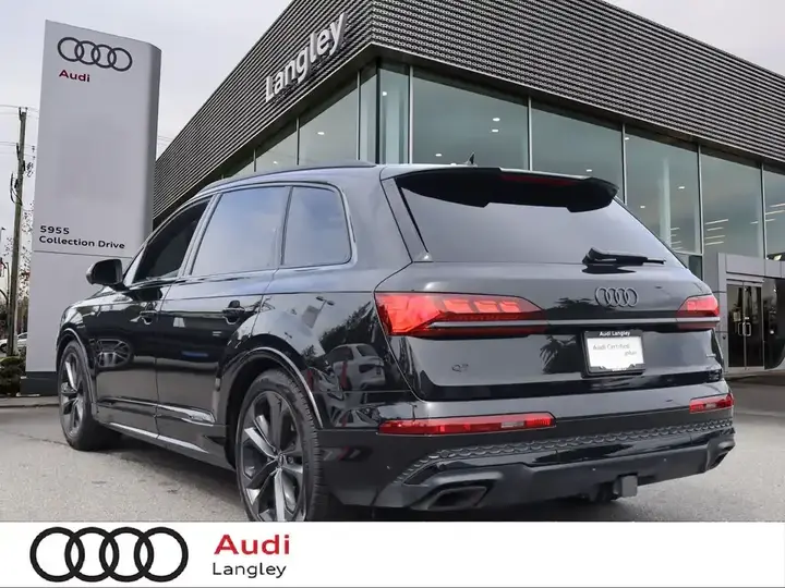 Audi Q7 2026 photo 5