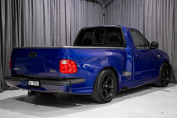 Ford Svt Lightning 2003 photo 2