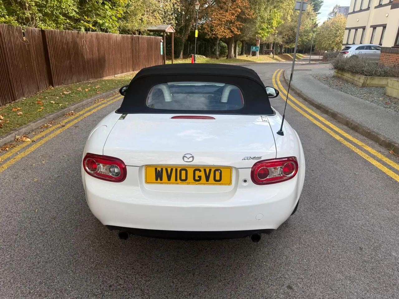 Mazda Mx-5 2010 photo 4