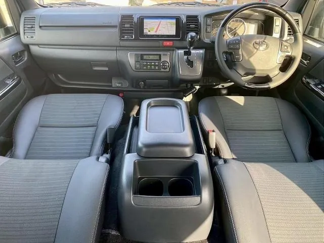 Toyota Hiace 2025 photo 3