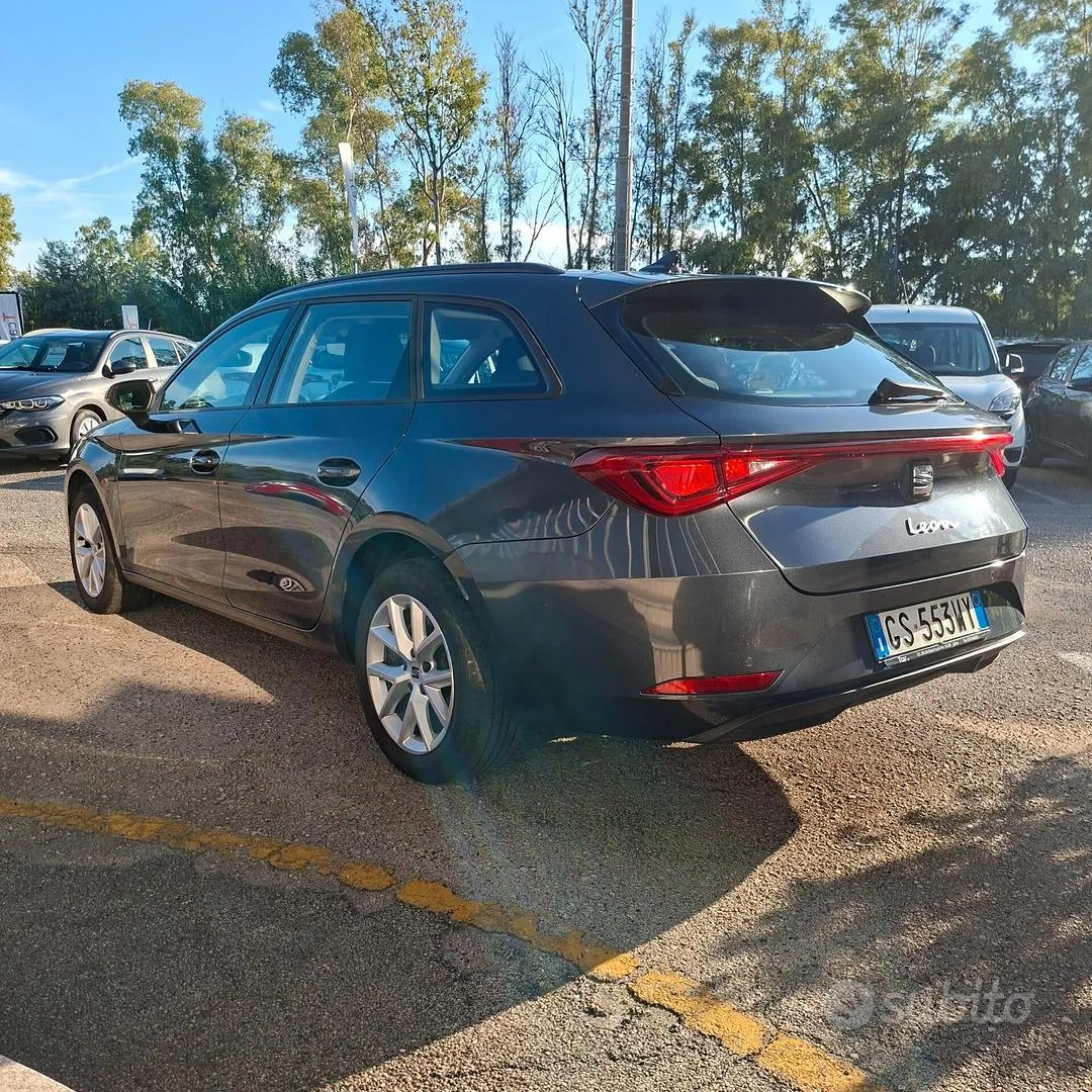 Seat Leon 2024 photo 5