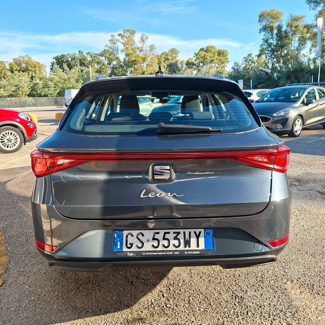 Seat Leon 2024 photo 4