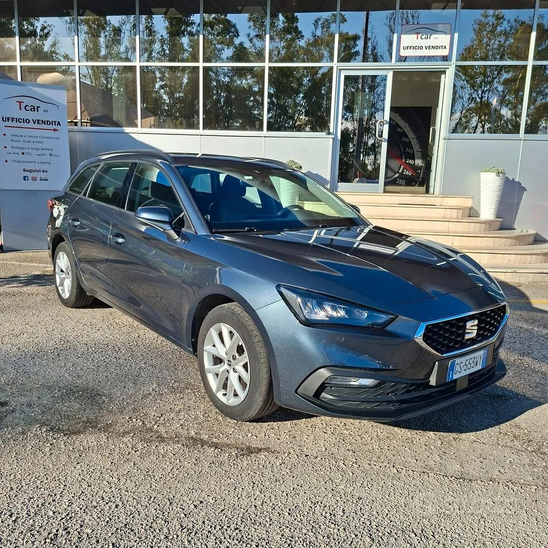 Seat Leon 2024 photo 2