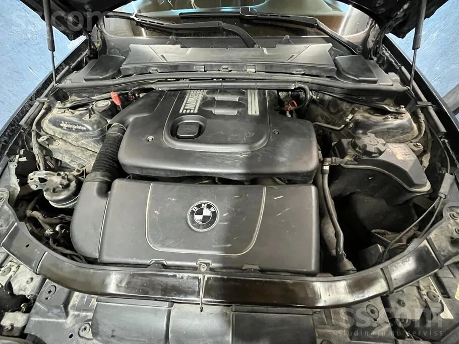 BMW E91 2005 photo 4