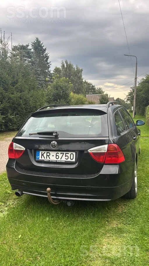 BMW E91 2005 photo 2