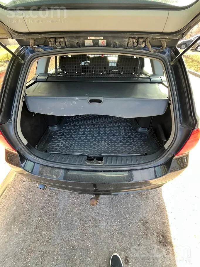 BMW E91 2005 photo 3