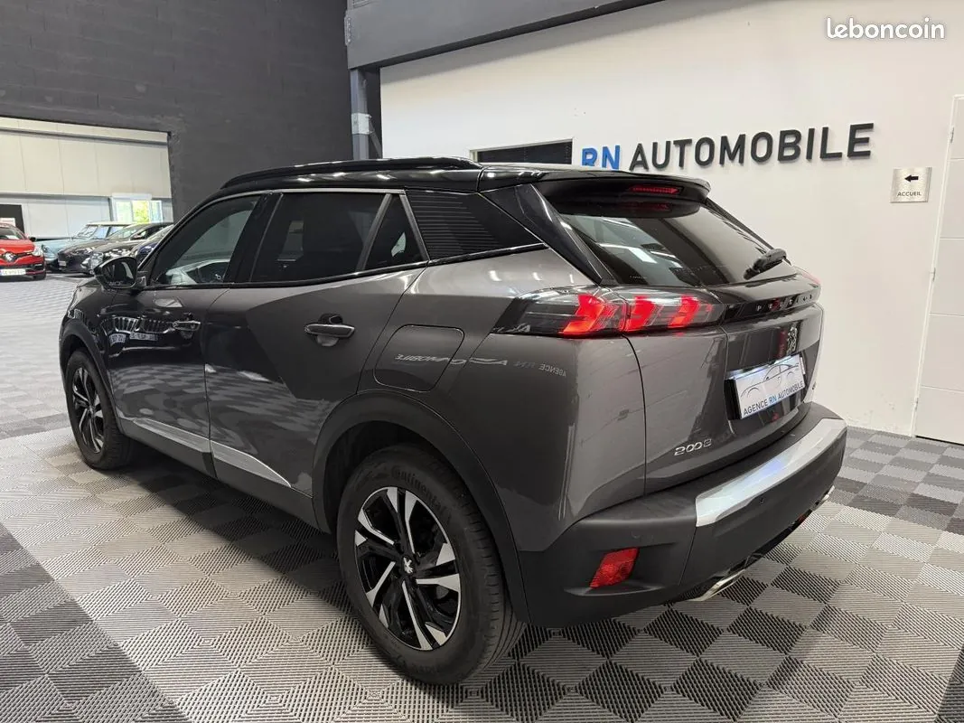Peugeot 2008 2023 photo 4