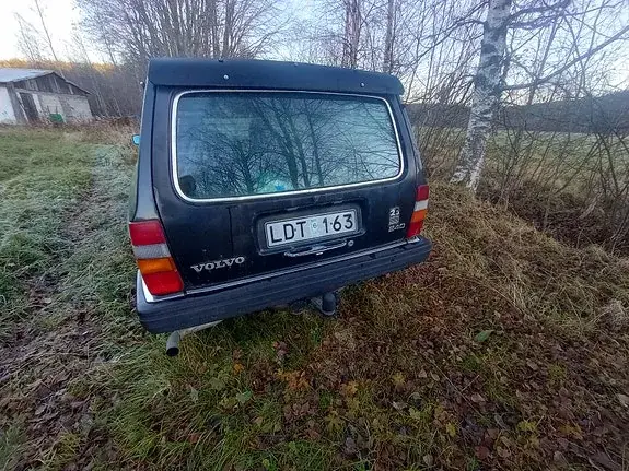 Volvo 240 1983 photo 4