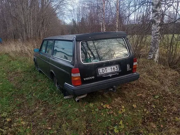 Volvo 240 1983 photo 2