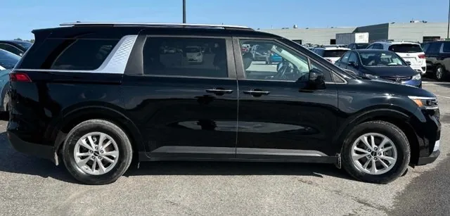 Kia Carnival 2024 photo 4