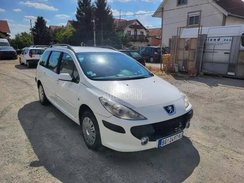 Peugeot 307 2008 photo 2