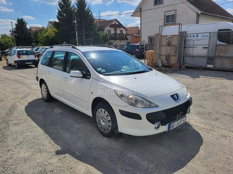 Peugeot 307 2008 photo 3