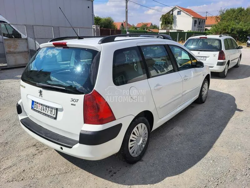 Peugeot 307 2008 photo 5