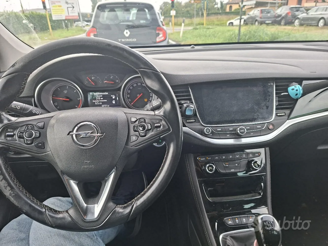 Opel Astra 2017 photo 2
