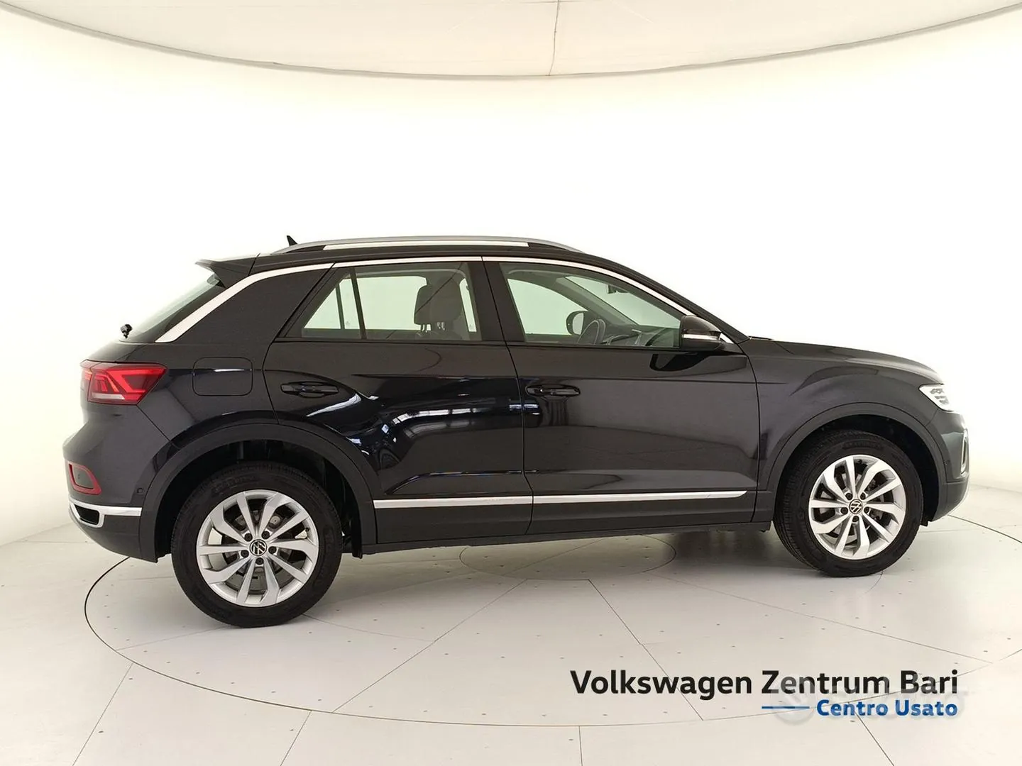Volkswagen T-Roc 2023 photo 5