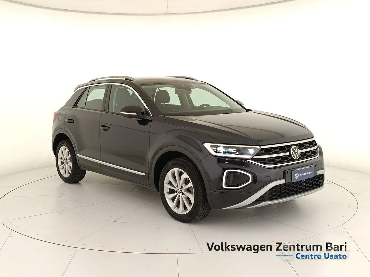 Volkswagen T-Roc 2023 photo 4