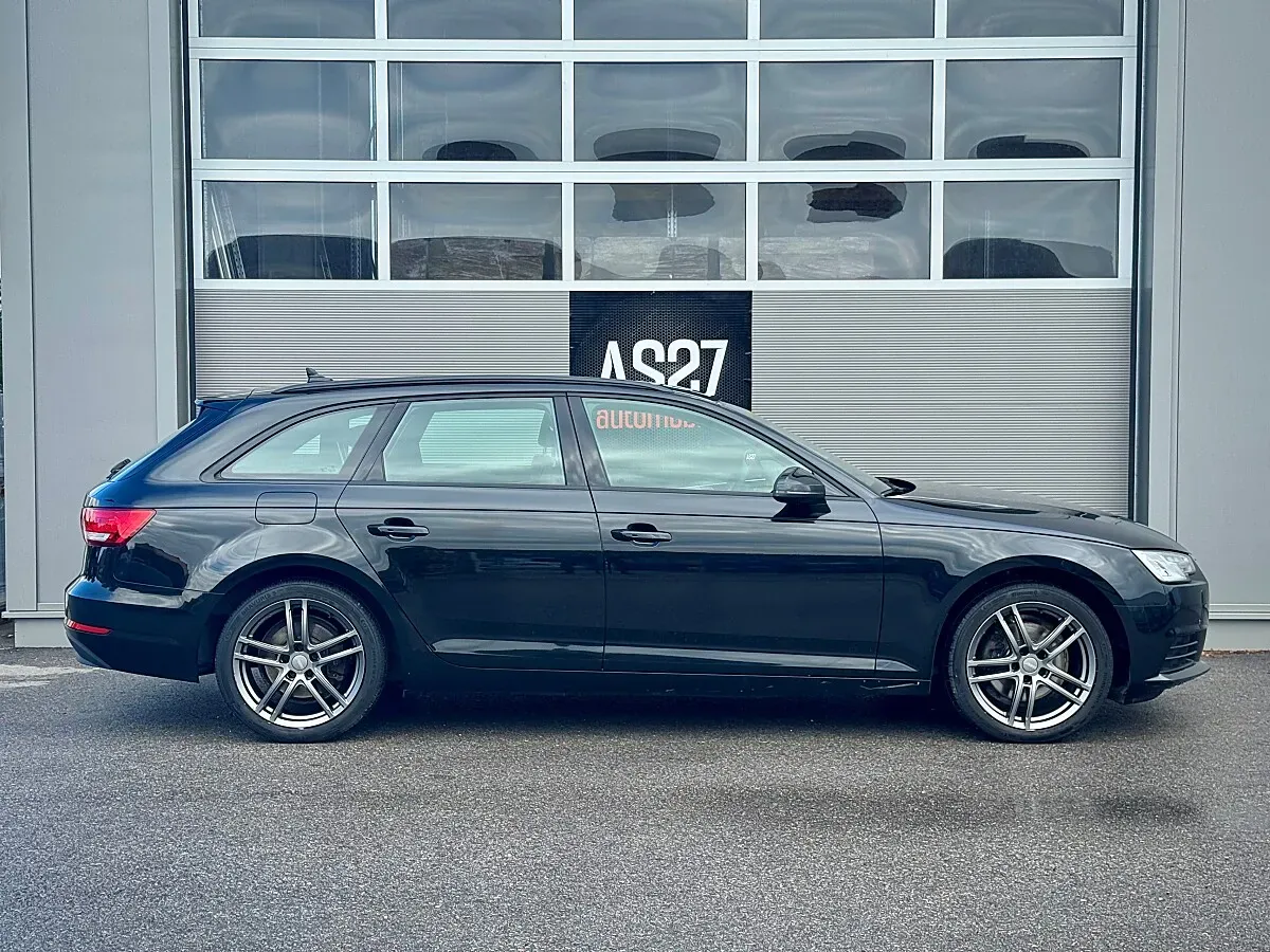 Audi A4 2018 photo 3