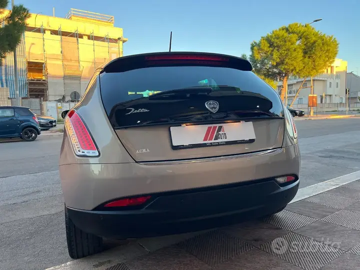 Lancia Delta 2012 photo 5